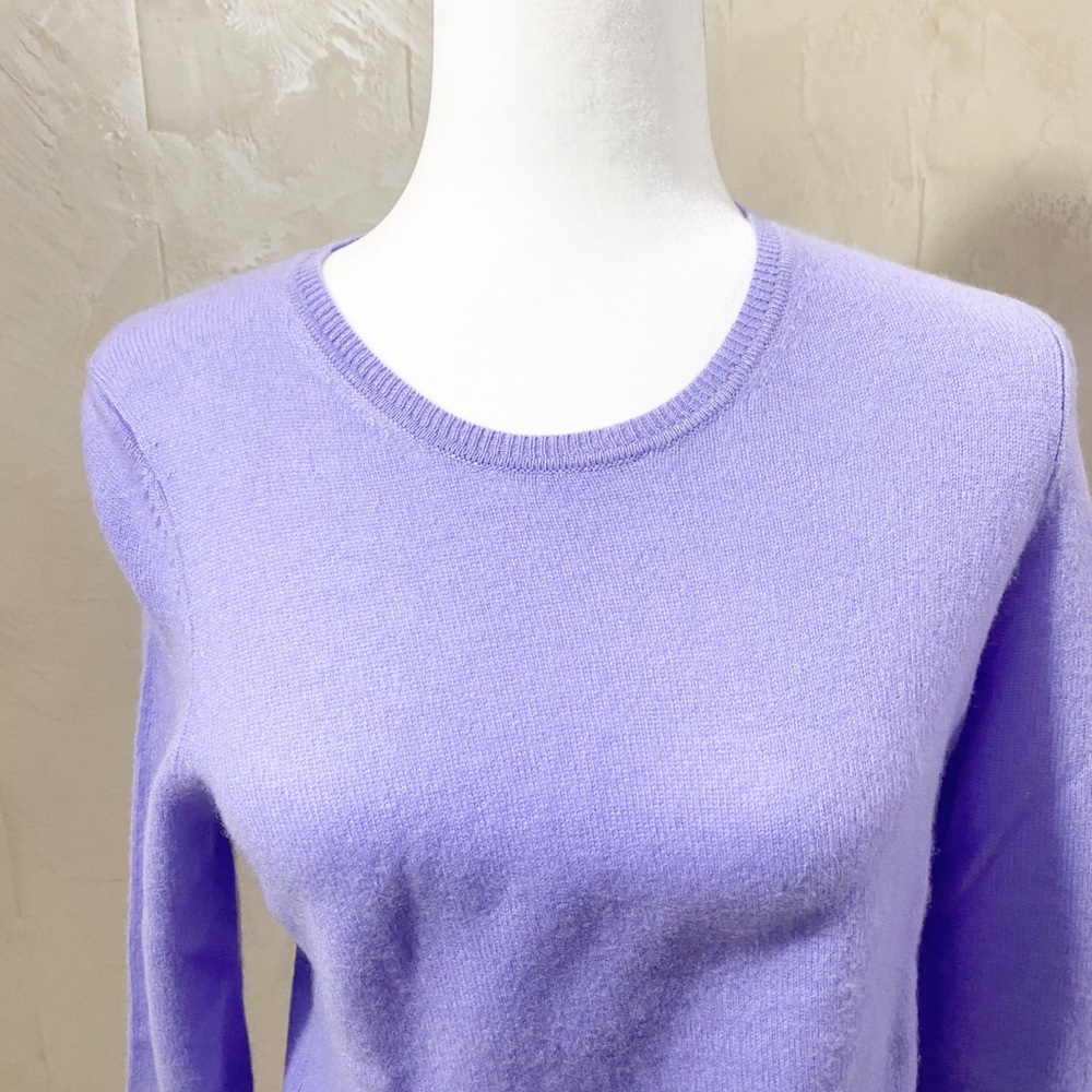 100% Cashmere Light Purple Crew Neck Sweater